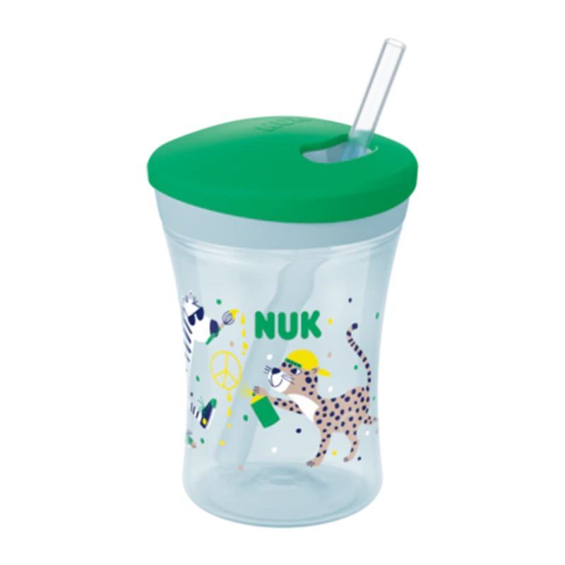 Vaso Nuk Action