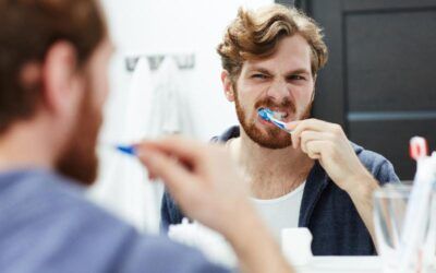 Sangrado de encías al cepillarte: causas habituales y cuidados básicos